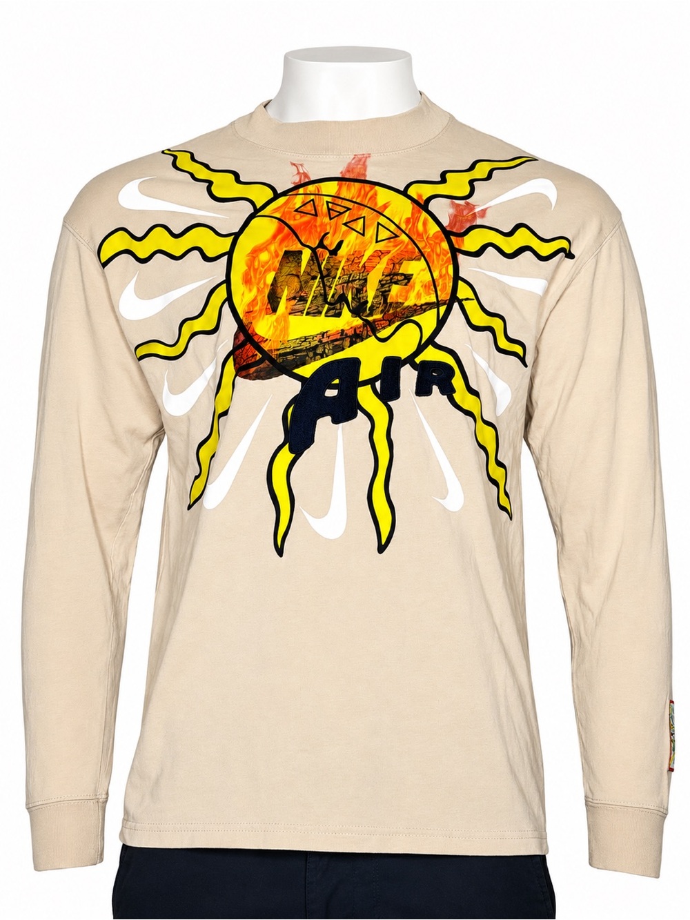Nike Air Graphic Sun Long Sleeve Shirt Men’s Medium Beige Cotton Tee M
